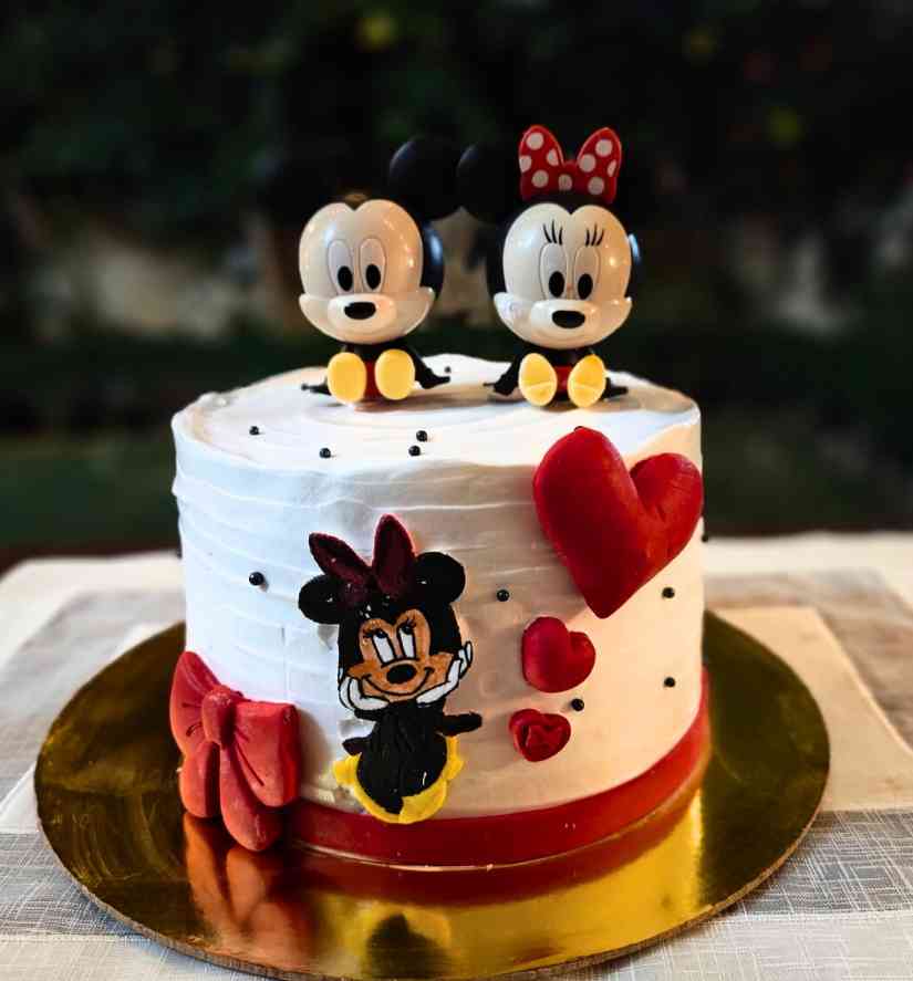 Tren_20251207_221619_0000